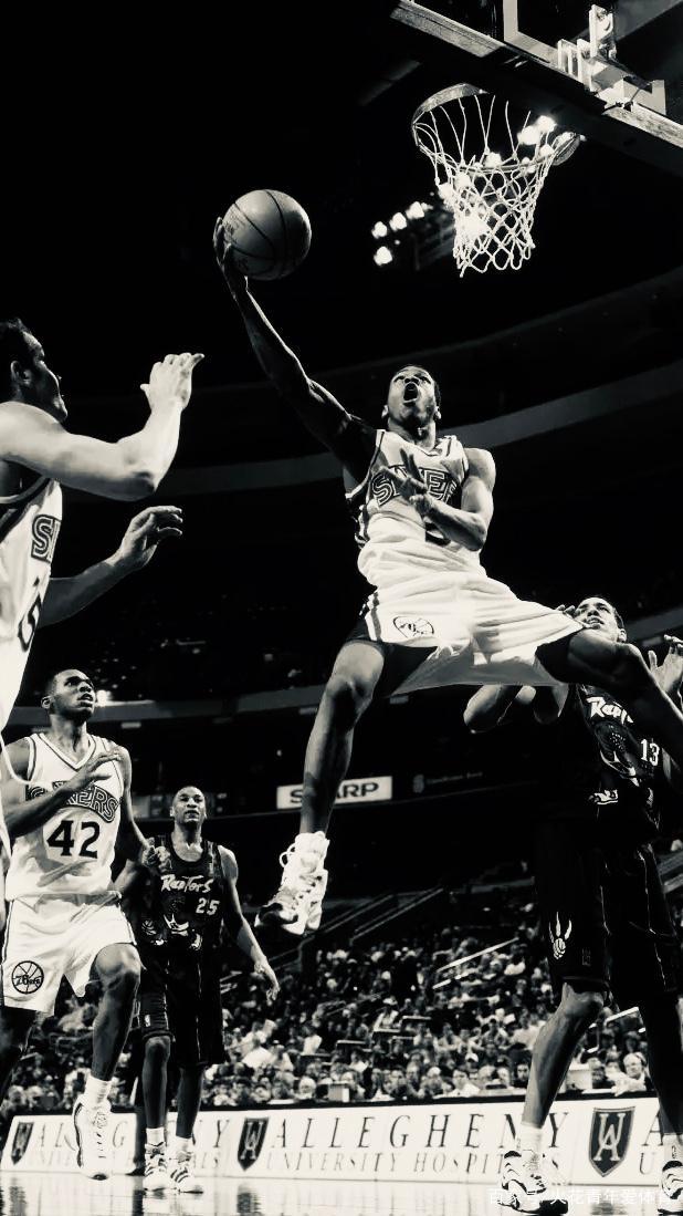 周二欧冠来袭两场焦点对决，取胜方保晋级希望（欧冠周二打响两大焦点战，胜者延续出线希望）