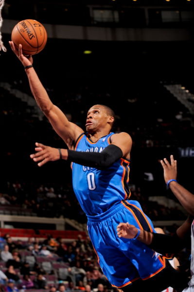 NBA战报：福克斯29分&SGA赛季新低，马刺117-102轻取雷霆（NBA快讯：福克斯砍下29分、SGA创赛季新低，马刺117-102击败雷霆）