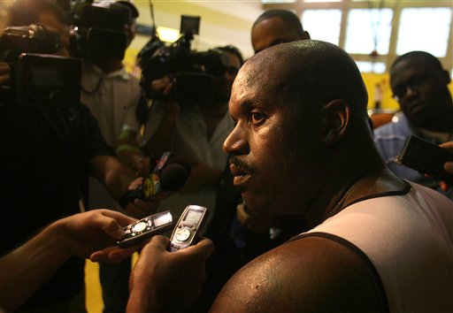 卡塞米罗谈进球：安帅一直带我们练定位球，很高兴取得了成效（卡塞米罗谈破门：安帅带队苦练定位球，终于迎来回报）