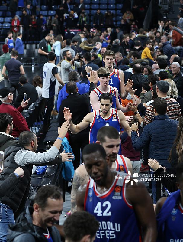 斯基拉：上周米兰与聚勒的律师会面，球员要求至少签到2028年（斯基拉：米兰上周与聚勒律师会谈，球员希望合同至少到2028年）