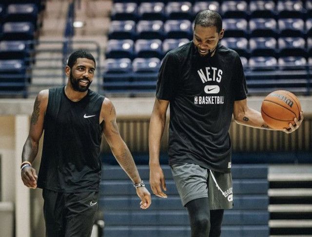 拉波尔塔：哈维站队丰特并未让我感觉意外，他们过去就有关系（拉波尔塔：哈维支持丰特并不意外，他们此前就有联系）