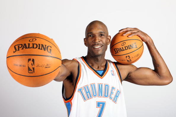 每体列足坛十大奇葩条款：博格坎普拒坐飞机；内马尔微笑条款（每体盘点足坛十大离奇条款：博格坎普拒乘飞机、内马尔微笑条款上榜）