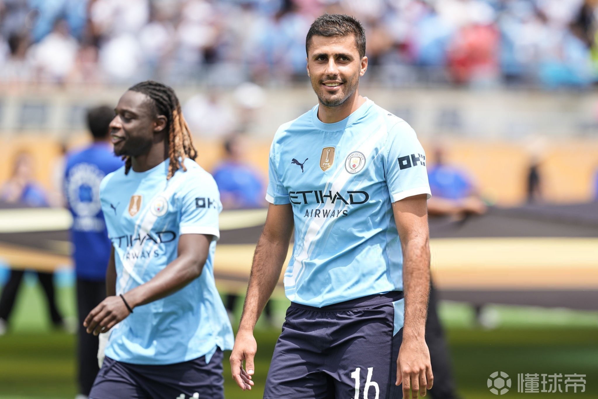 灰熊最新伤病报告：扎克·埃迪等7人缺阵，莫兰特出战成疑（灰熊伤情更新：扎克·埃迪等七人缺席，莫兰特出战成疑）