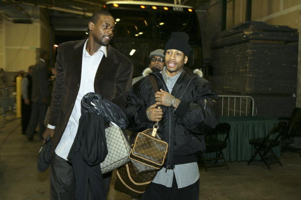 迈克·布朗：现在关于布伦森MVP的讨论还不多，但应该有（迈克·布朗：布伦森应被纳入MVP讨论，外界关注仍不足）