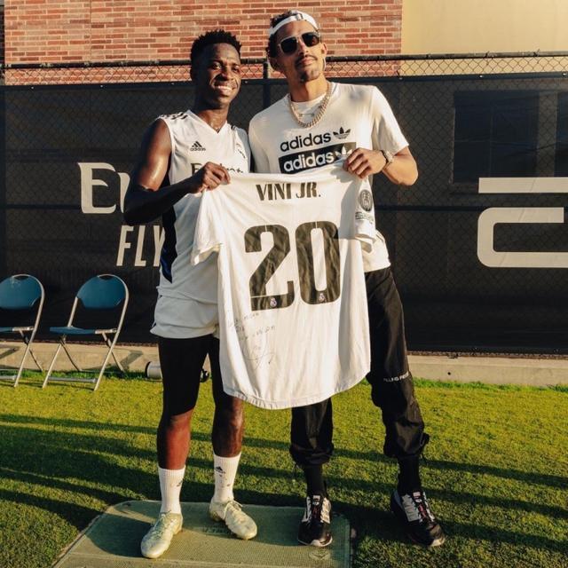 塔帅：害怕凯恩？我不会用这个词；希望我们比上次交手时更好（塔帅：谈不上惧怕凯恩；盼球队比上次交锋更出色）