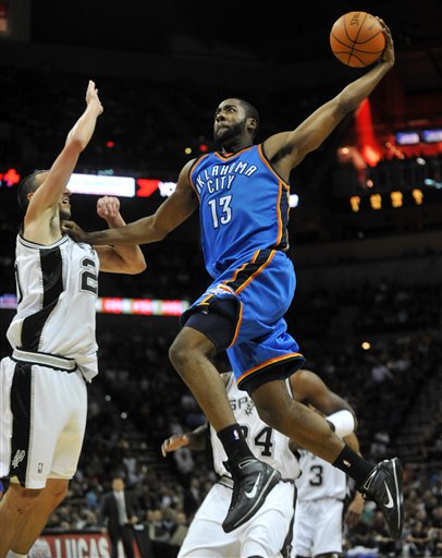 罗马诺：皇马球员们力挺阿隆索，高层愿再给他时间进行打磨（罗马诺：皇马队内力挺阿隆索，高层倾向继续给他时间打磨）