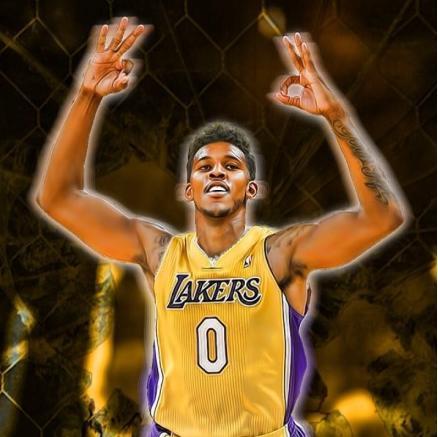 德转列英格兰球员身价TOP10：贝林厄姆1.6亿欧第1，埃泽上榜（德转公布英格兰球员身价前十榜：贝林厄姆以1.6亿欧居首，埃泽入选）