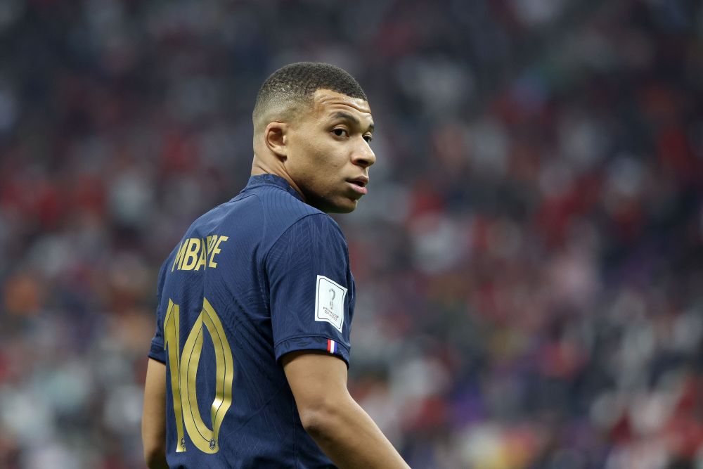 篮球NBA发布最新实力榜，三队并列第一梯队（NBA最新实力榜出炉，三队齐居第一梯队）