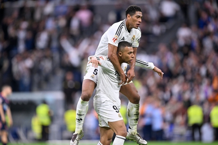 足球国足文化日活动引广泛关注（国足文化日活动备受瞩目）