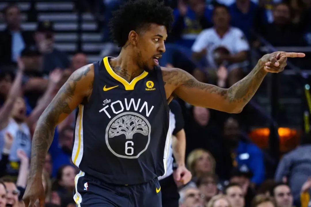 火箭连输倒数球队，乌度卡不满提前放弃比赛，杜兰特申京板凳坐穿（火箭接连输给垫底队，乌度卡不满提前鸣金收兵，杜兰特与申京都坐穿板凳）