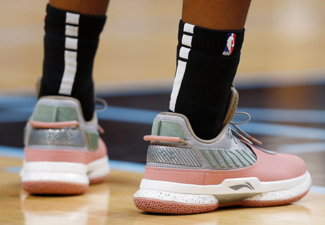 安哥拉政府斥巨资请阿根廷队比赛，民间组织谴责：滥用公共资金（安哥拉政府豪掷巨资邀阿根廷队出赛，民间组织痛批公款滥用）