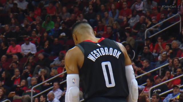 克尼佩尔火力全开，独揽全场最高分（克尼佩尔状态爆棚，豪取全场最高分）