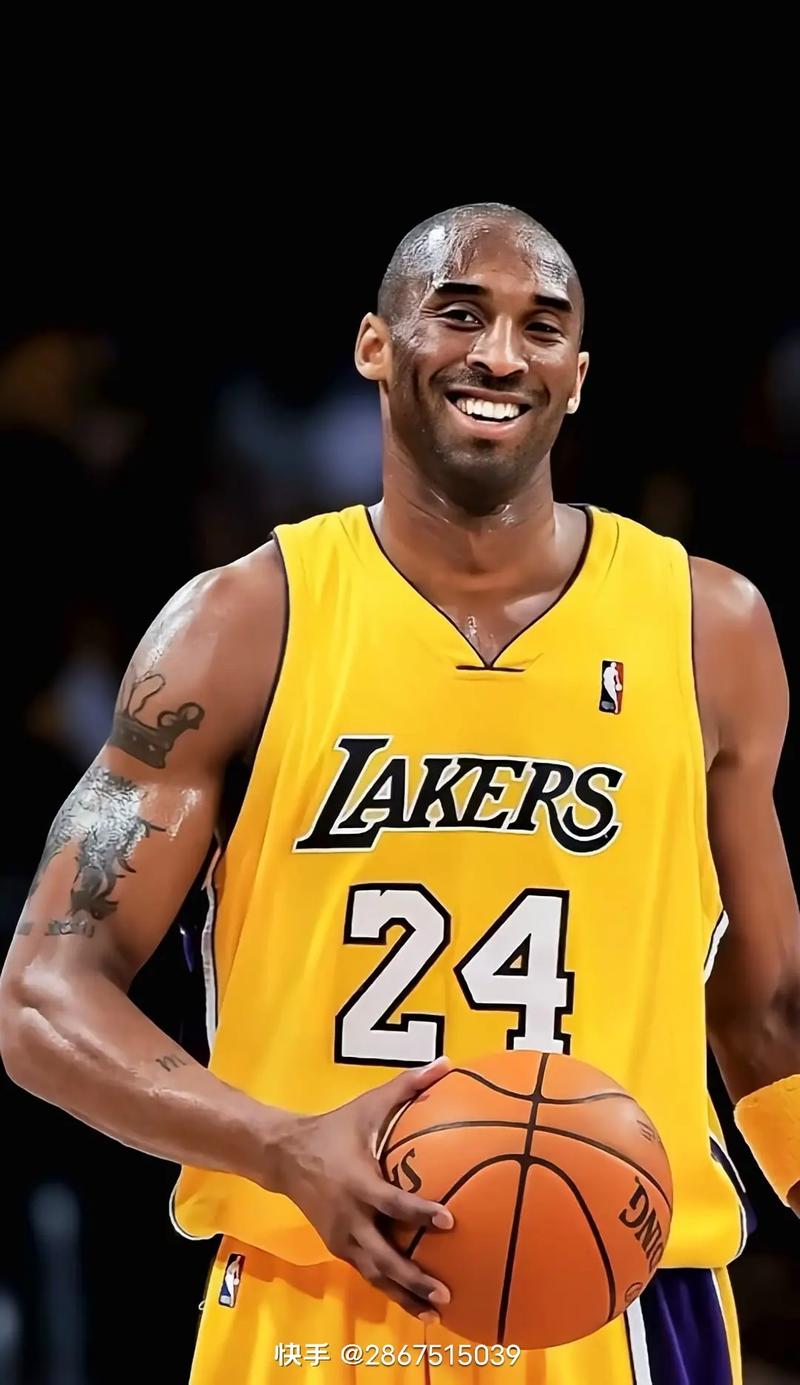 迪亚斯：这是一个充满情绪的夜晚；祝阿什拉夫能早日重返赛场（迪亚斯：情绪起伏的一晚，盼阿什拉夫尽快重返赛场）