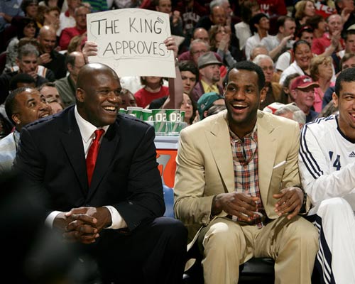 小法：阿隆索的难题是管理更衣室，每个人都认为自己应该首发（法布雷加斯：阿隆索最大挑战在更衣室管理——人人都觉得自己该首发）