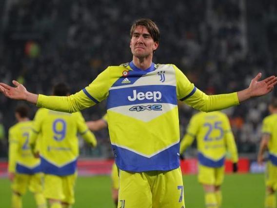 铃木彩艳长期伤缺！官方：帕尔马签下前水晶宫门将瓜伊塔（铃木彩艳因伤长期缺阵，帕尔马官宣前水晶宫门将瓜伊塔加盟）