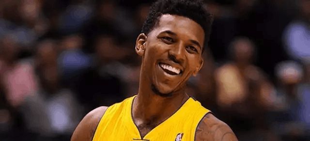 记者：杨希、向余望对阵韩国U22时大概率无法出场（记者称：杨希、向余望大概率缺席对阵韩国U22一战）