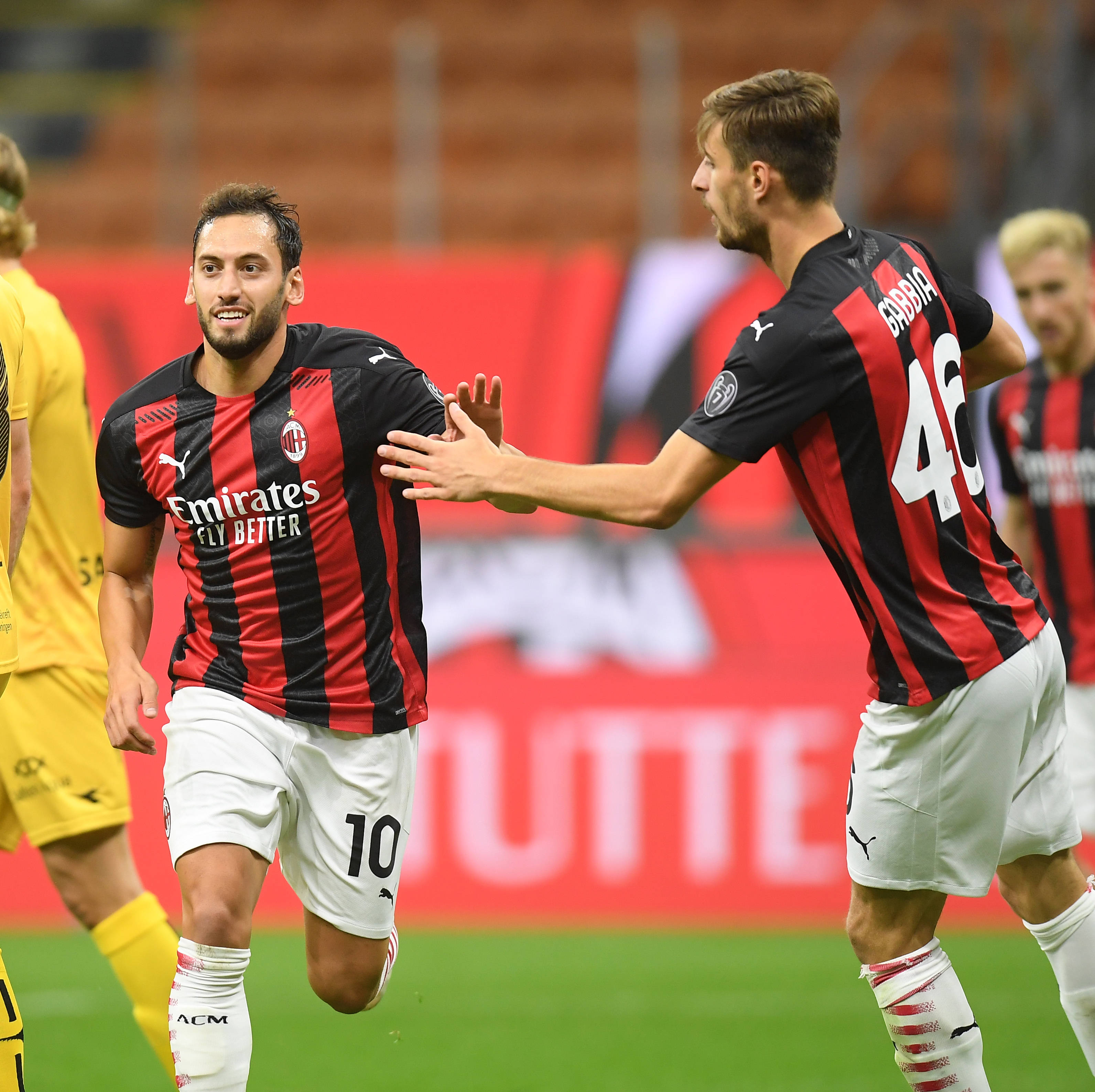 西媒：阿隆索赢得带队踢西超杯的权力，俱乐部要求球员多给力（西媒：阿隆索获准率队征战西超杯，俱乐部敦促球员提升表现）